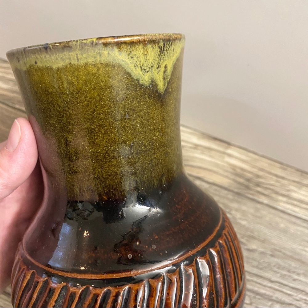 Glazed pottery vase in brown and mossy green - Picture 3 of 15